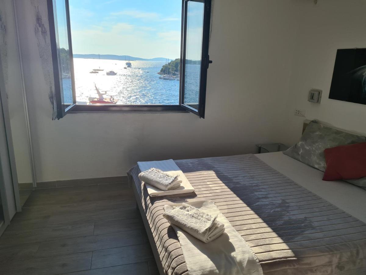 Gordana Apartments ฮวาร์ ภายนอก รูปภาพ