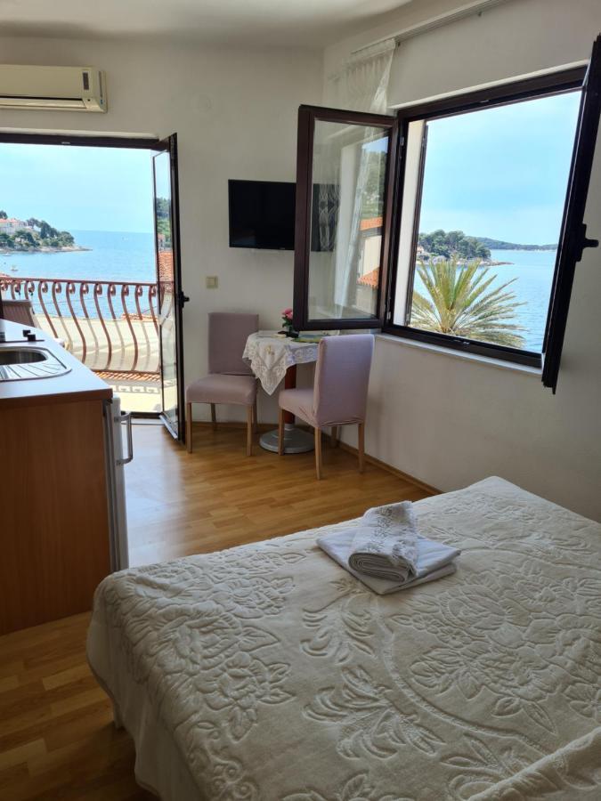 Gordana Apartments ฮวาร์ ภายนอก รูปภาพ